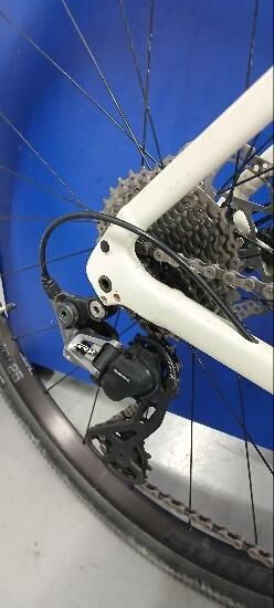 Trek Checkpoint ALR5