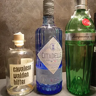 Bottiglie di vetro vuote per collezionismo