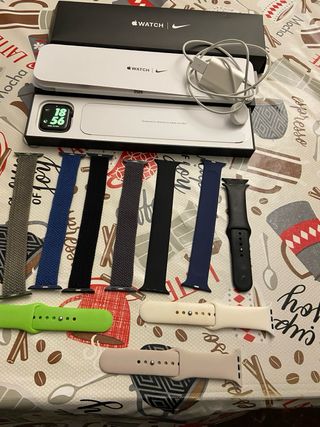 Apple Watch SE Nike 44mm Negro