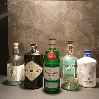 Bottiglie di vetro vuote per collezionismo