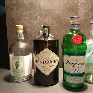 Bottiglie di vetro vuote per collezionismo