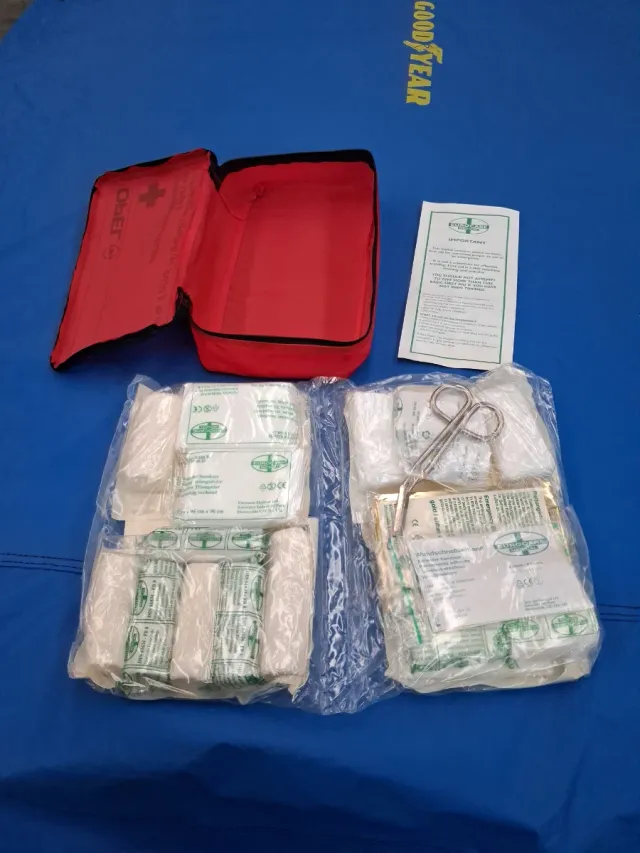 Botiquín Opel Kraftwagen-Verbandkasten DIN 13164 B