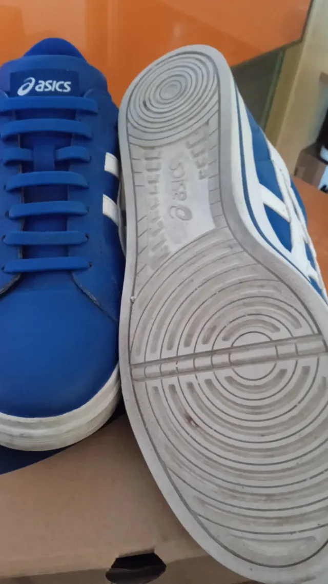 Zapatillas Asics Azul y Blanco