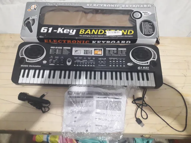 Teclado Electrónico 61 Teclas Micrófono
