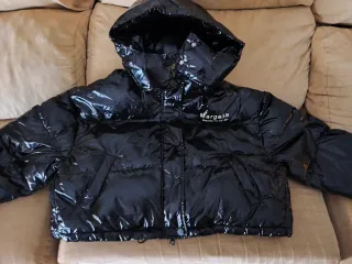 Cazadora brillante negra talla L