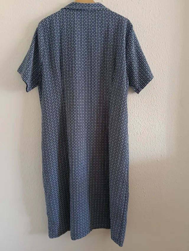 Vestido midi azul y blanco Talla 52 - 6XL