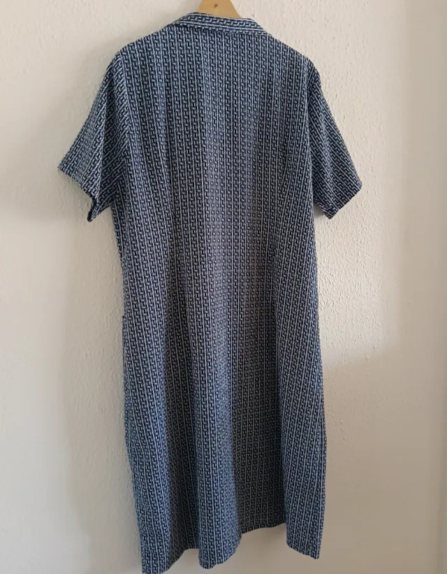 Vestido midi azul y blanco Talla 52 - 6XL