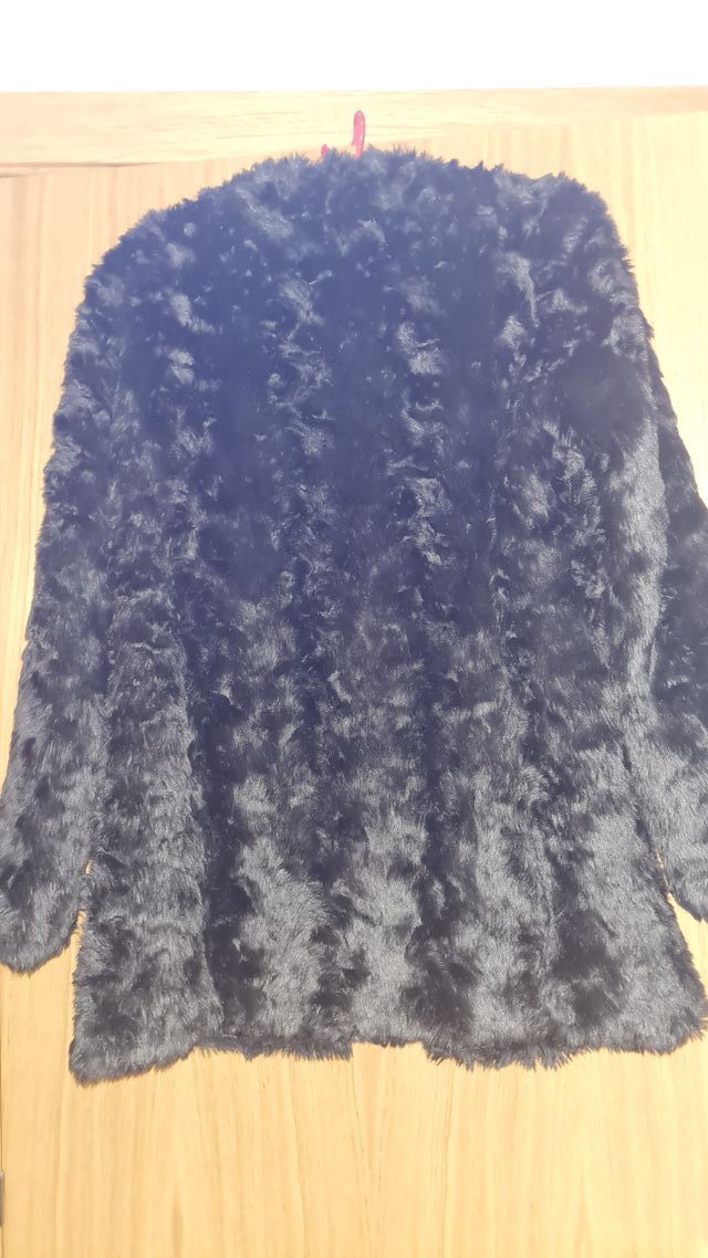 Chaquetón pelo negro