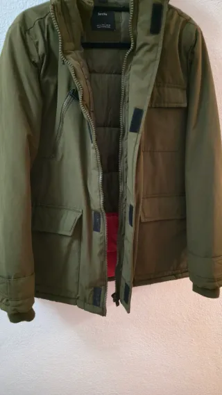 Casaco impermeável verde caqui