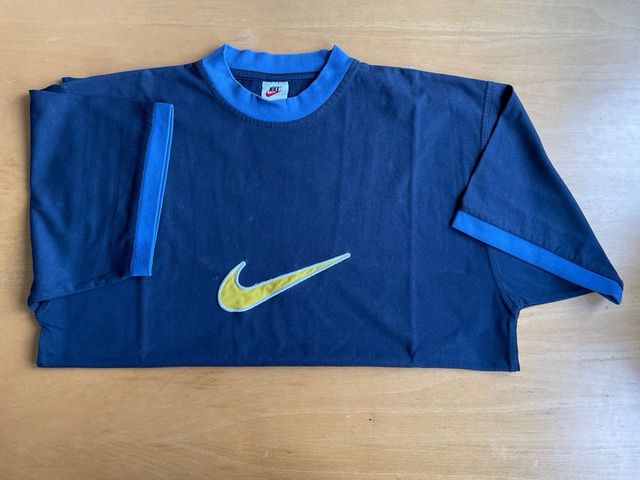 Camiseta Nike Azul y Amarilla