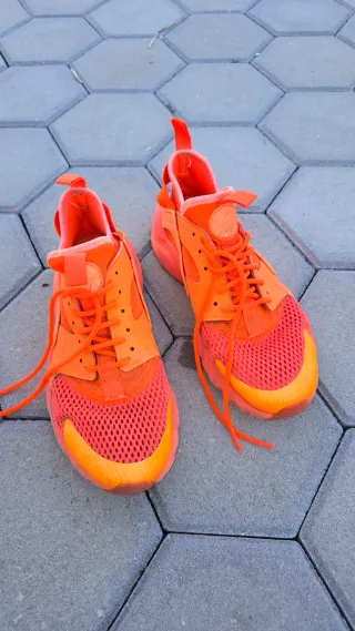 Tênis Nike Huarache Laranja Neon