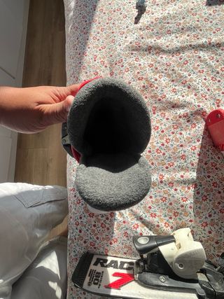 Botas Niños de esquí 228mm y esquís Atomic 80mm