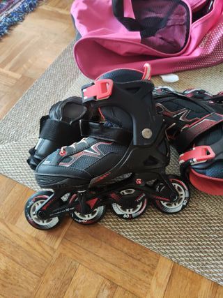 Patines en línea para niño/a + muñequeras 29-32