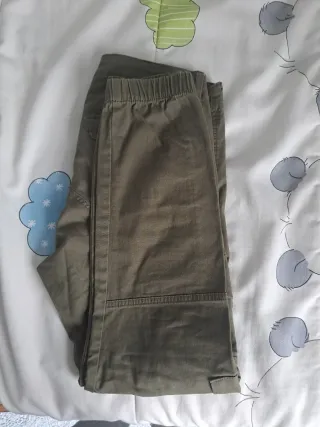 Pantalones cargo JACK&JONES verde oliva