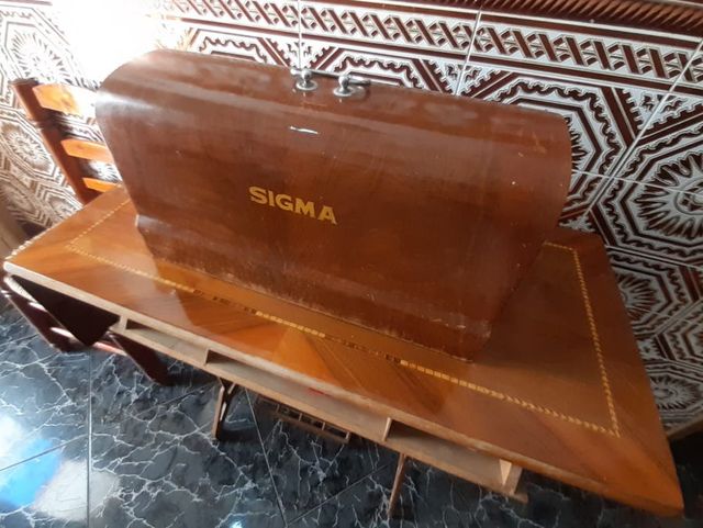 Máquina de coser antigua SIGMA vintage