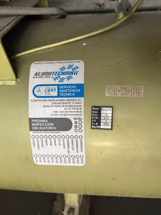 Compresor de aire industrial marca ABC