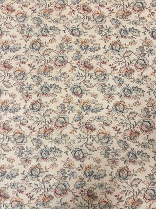Copriletto floreale beige e multicolore