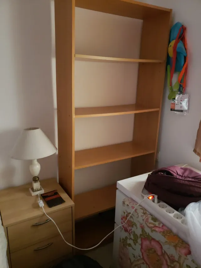 Estantería de madera color beige/marrón En Granada