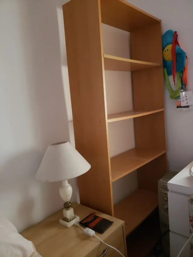 Estantería de madera color beige/marrón En Granada