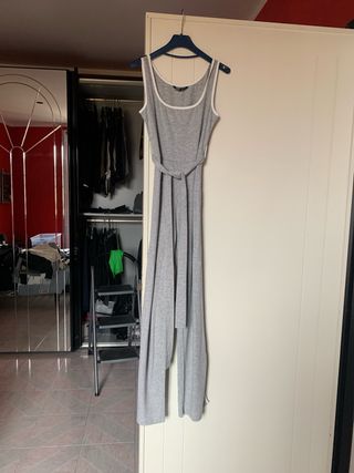 Tuta lunga grigia con cintura