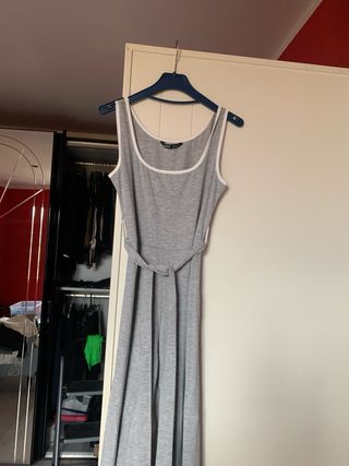 Tuta lunga grigia con cintura