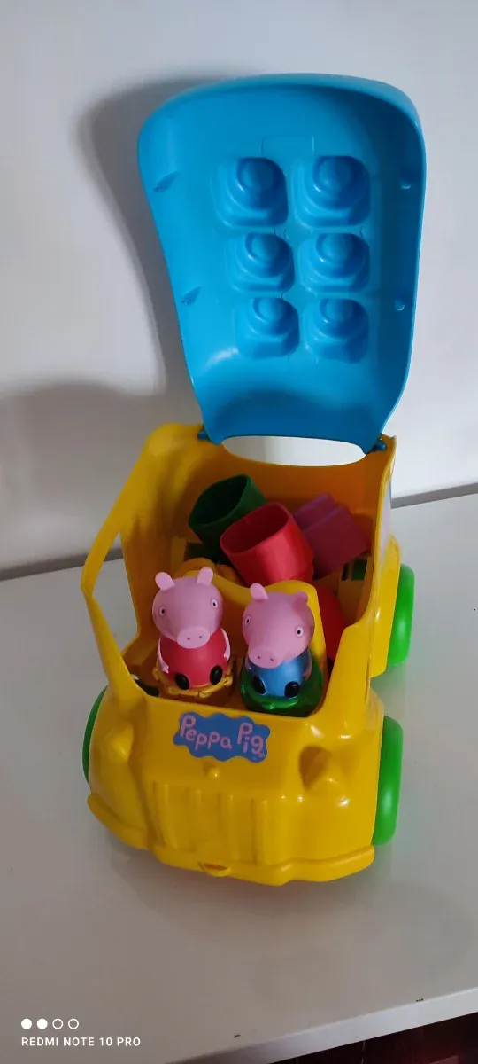 Juguete Peppa Pig Autobús Clementoni