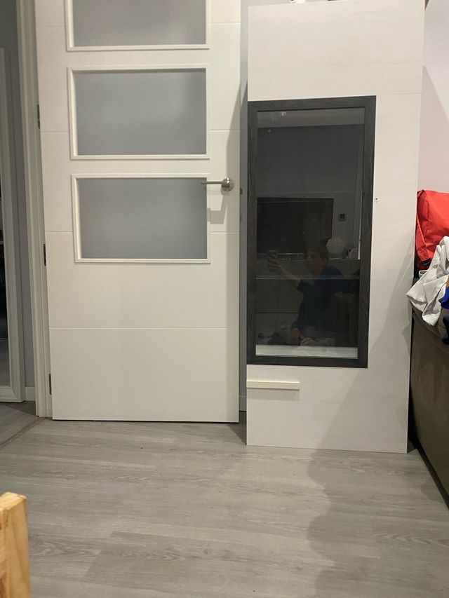 Vitrina comedor madera y cristal