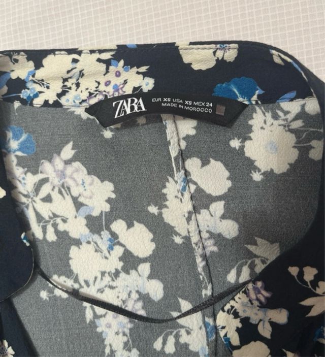 Blusa estampada flores