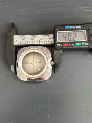 Reloj Timex Vintage Dorado y Plateado