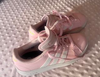 Zapatillas Adidas Rosa y Blancas