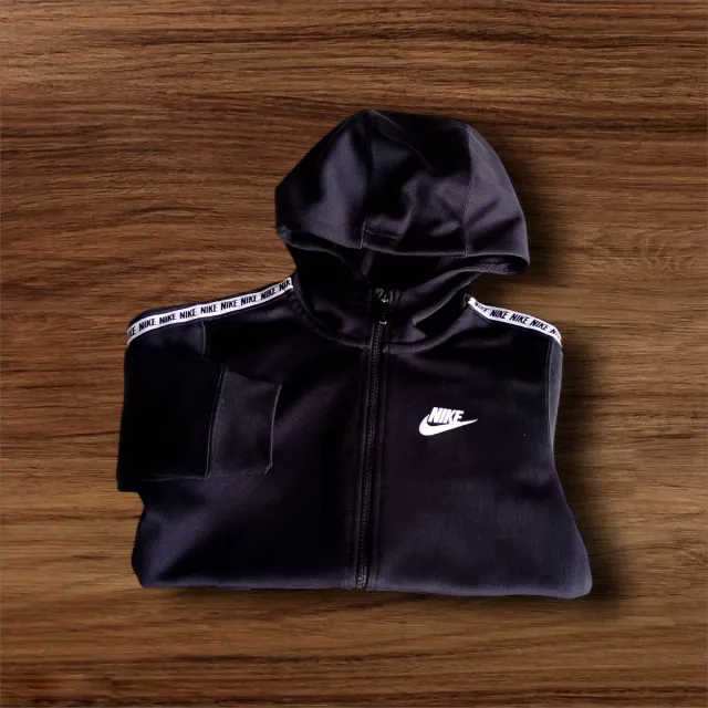 Felpa Nike con cappuccio e zip nera.Senza difetti
