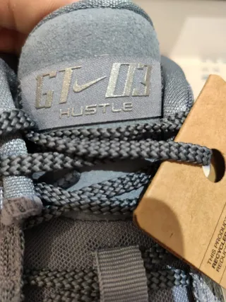 T. 43 Zapatillas Nike G.T. Hustle 3
