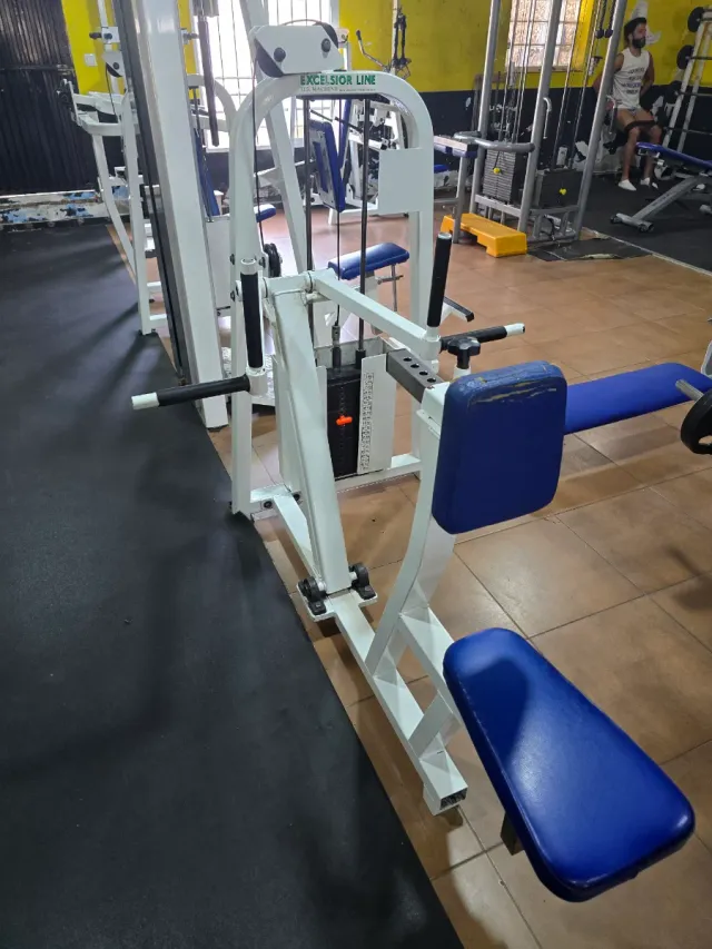 Máquinas de gimnasio profesional