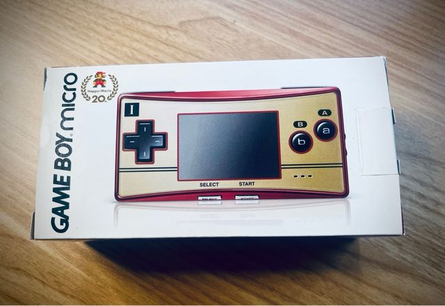 Game Boy Micro Edición Especial 20 Aniversario