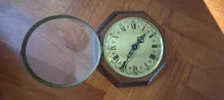 Orologio da parete ottagonale in legno