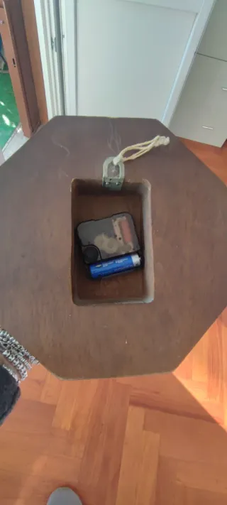 Orologio da parete ottagonale in legno