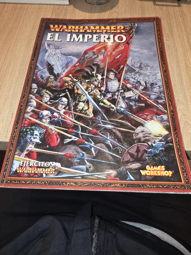 Codex Warhammer Fantasia: O Império Ano 2000