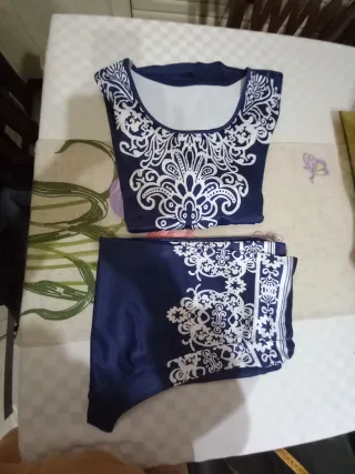 Completo donna fantasia blu e bianco