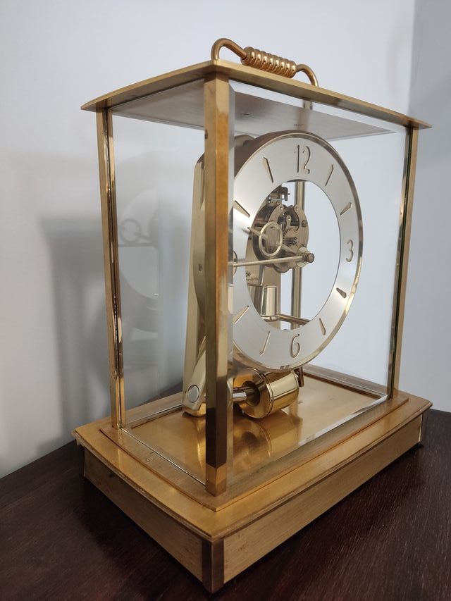 Reloj de sobremesa Kundo