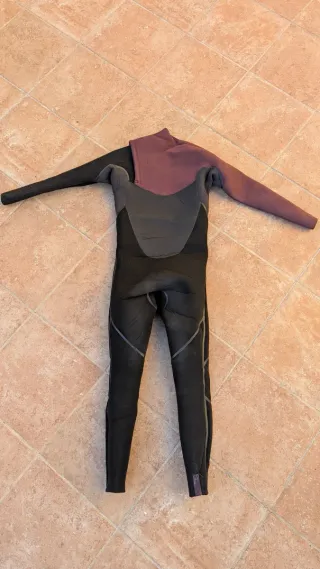 Neopreno surf  4/3 Deeply Explorer Frost Talla S