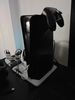 Pack PS5 con carcasa refrigerada + monitor...