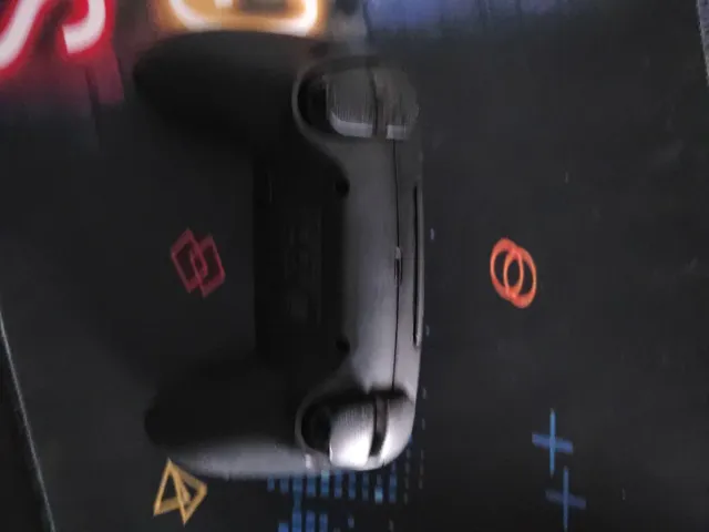 Pack PS5 con carcasa refrigerada + monitor...