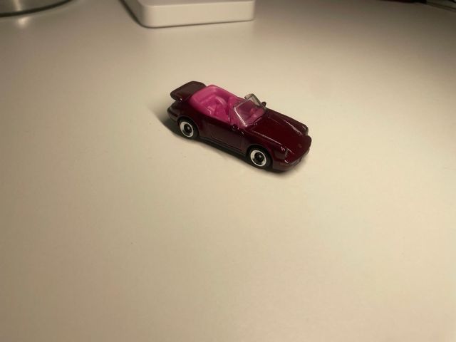 Hot Wheels auto rossa da corsa 64