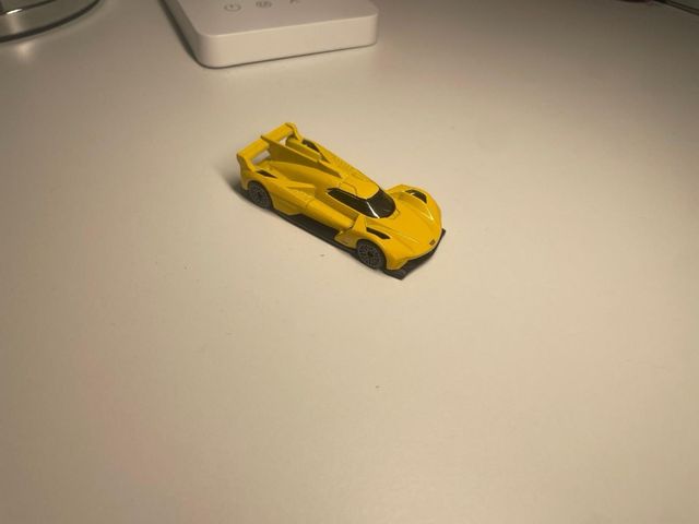 Hot Wheels auto rossa da corsa 64