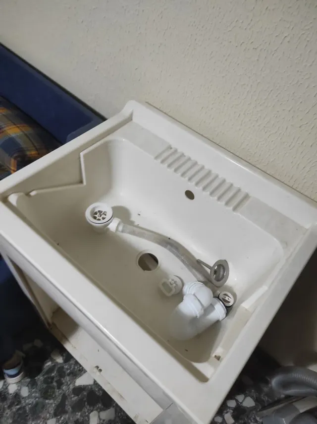 Mueble lavabo blanco