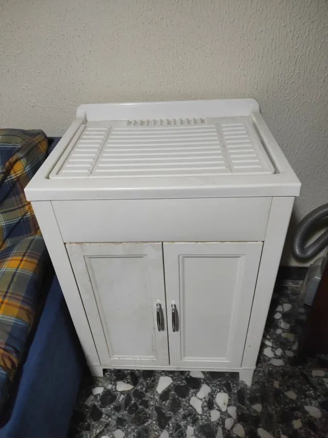 Mueble lavabo blanco