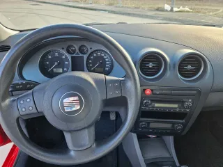 SEAT Ibiza impecable