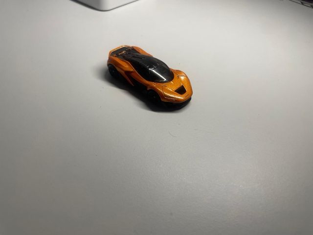 Hot Wheels Auto Sportiva Grigia