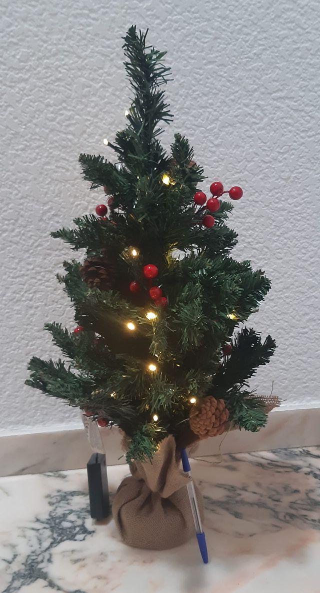 Dos (2) Árbol de navidad artificial luz LED