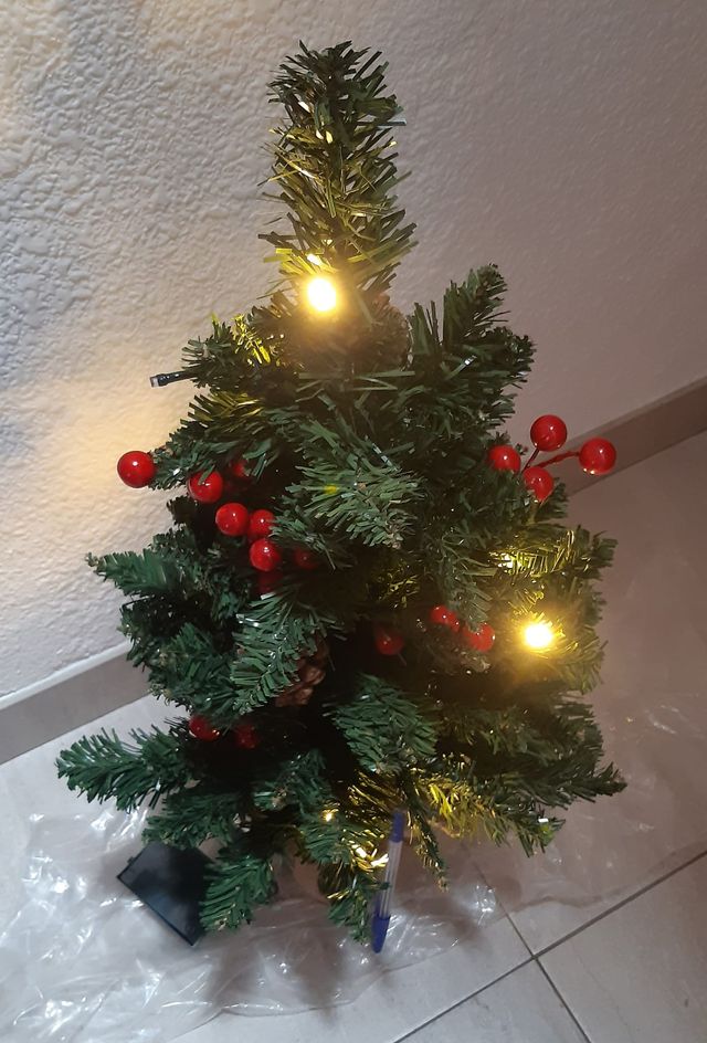 Dos (2) Árbol de navidad artificial luz LED